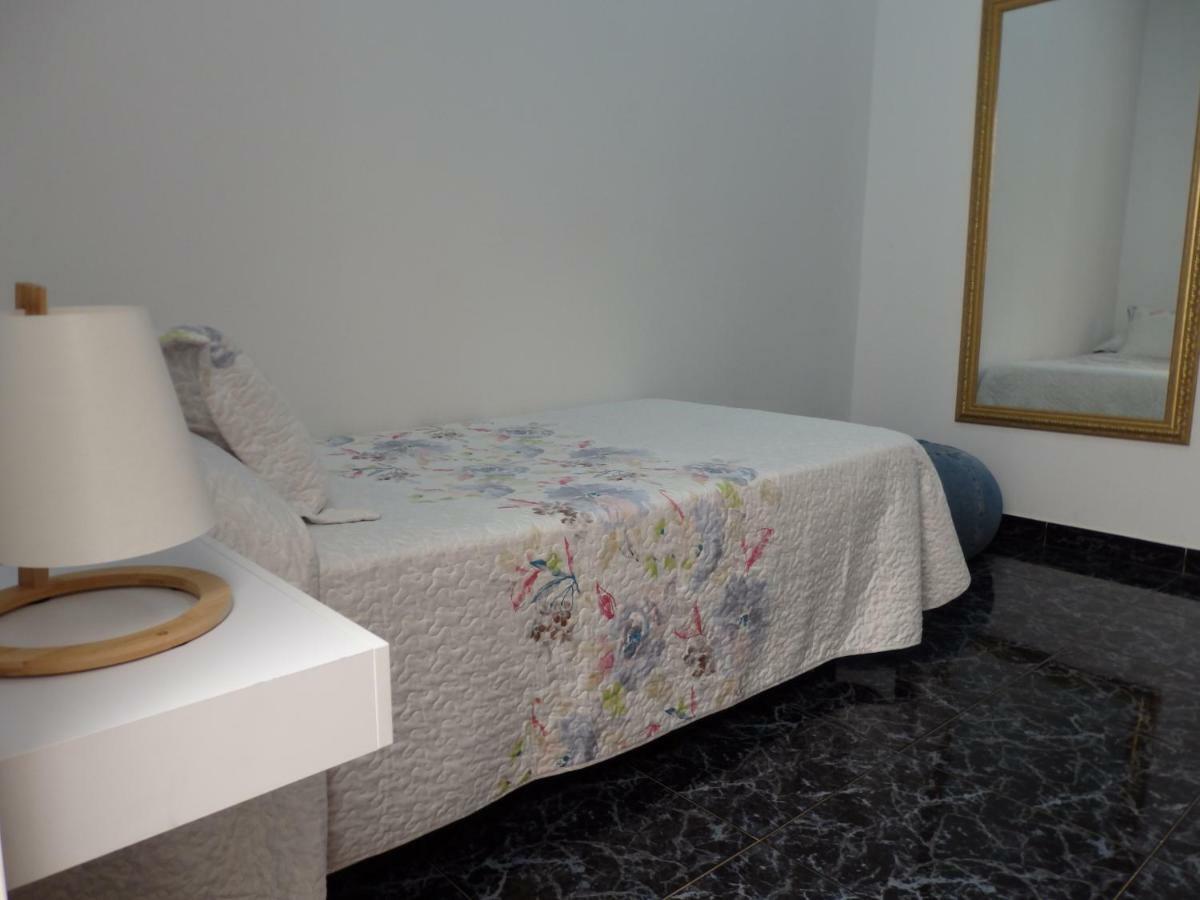 Toni'S Apartment Arinaga Ngoại thất bức ảnh